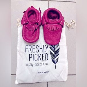 Freshly Picked Purple Moccasins Moccs Baby Size 4